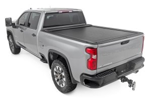 GMC Sierra 3500 HD Retractable Bed Cover - Rough Country - Weather-Resistant Vinyl over Aluminum - Matte Black - '20-'23